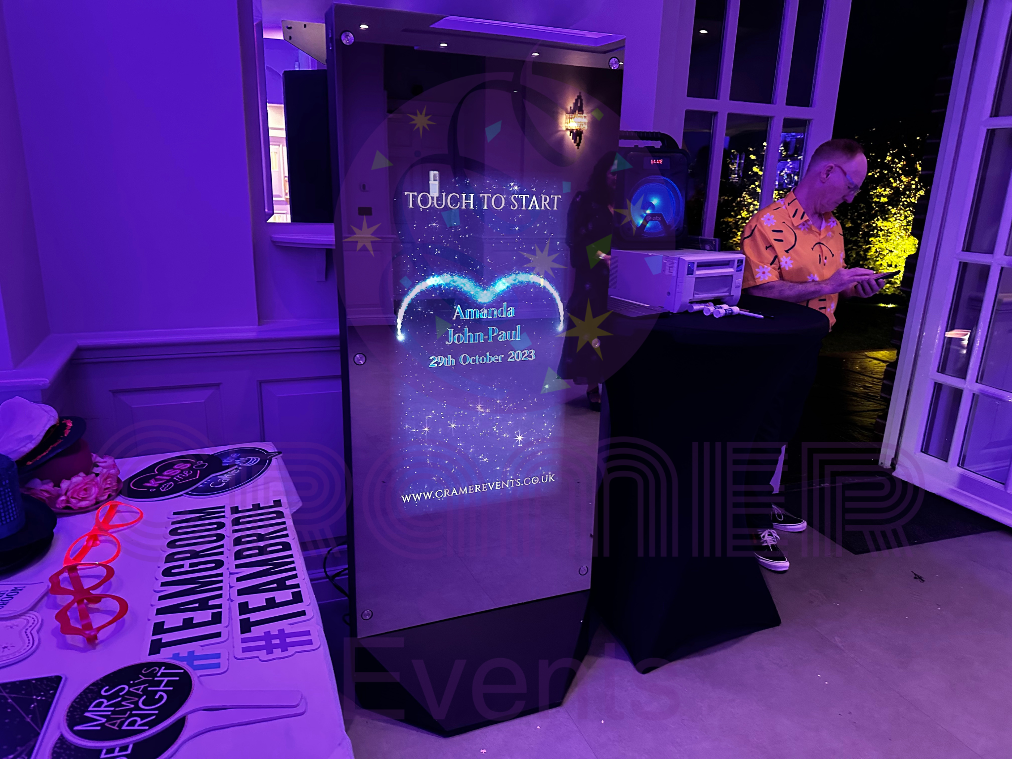 Majestic 6ft Selfie Mirror – statement all-glass mirror booth in Kent